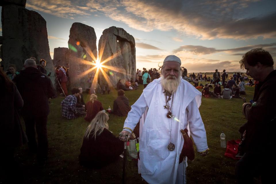 The sun rising at Stonehenge 