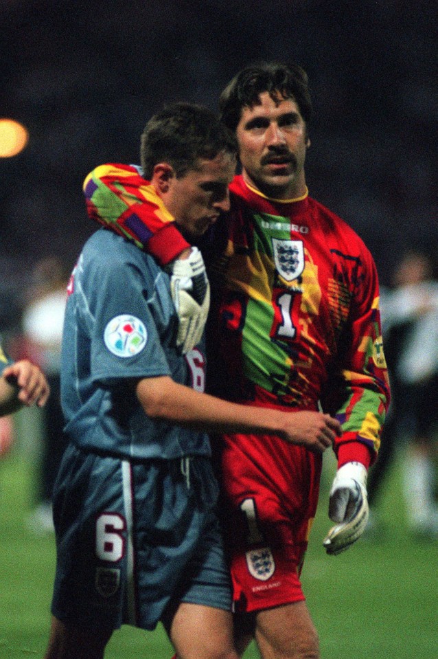 David Seaman consoles Gareth Southgate after his penalty miss saw England out of Euro 96