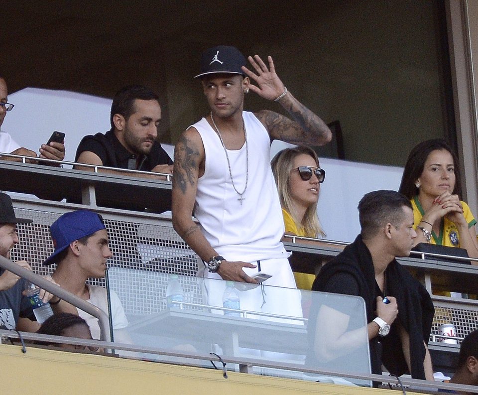 Neymar watches on as Brazil take on Ecuador in the Copa America in Pasadena