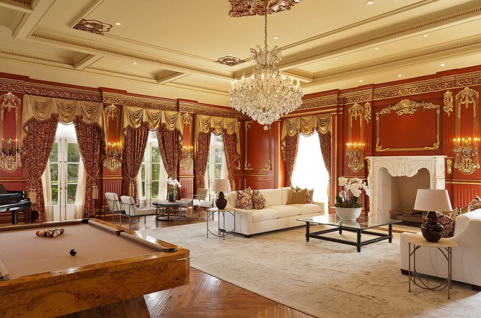 The luxury estate costs a staggering £7,097-a-night to stay in