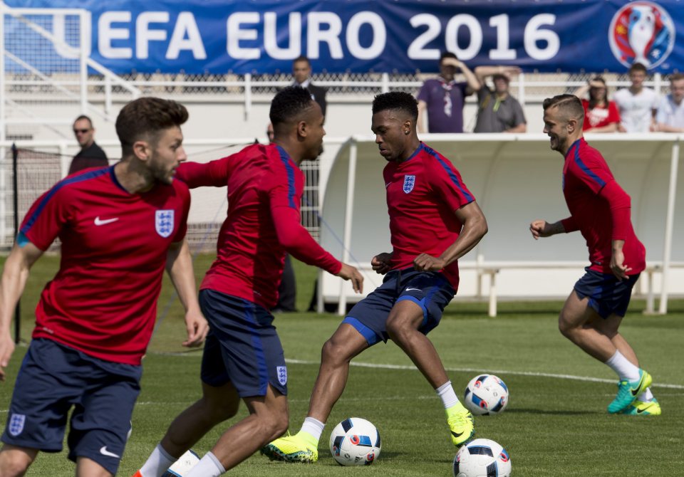 Adam Lallana, Nathaniel Clyne, Daniel Sturridge and Jack Wilshere in training