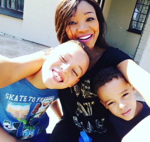 Mpho is mum to nine-year-old twins Emo and Tlhale,
