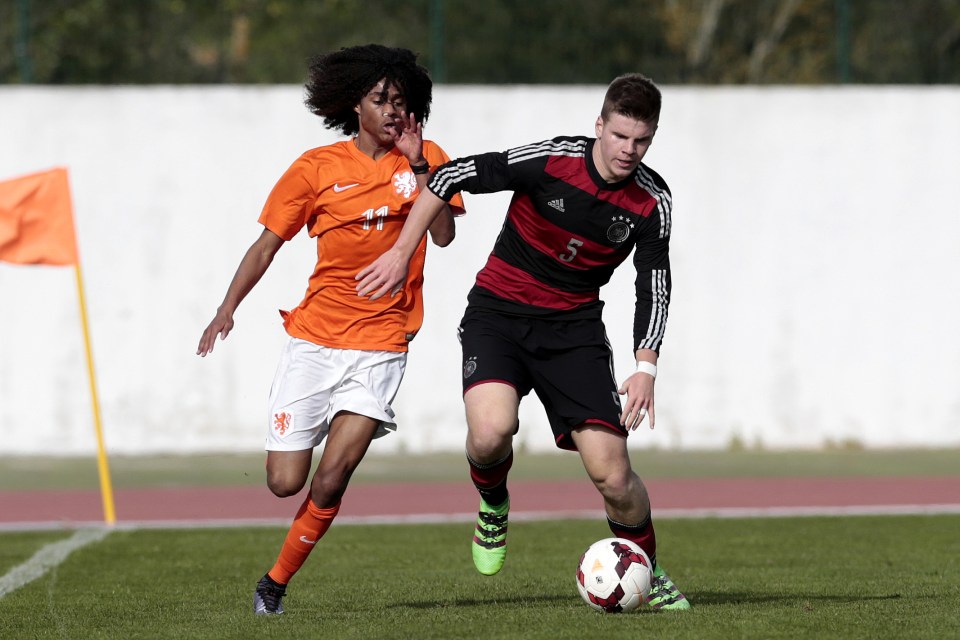 Tahith Chong in action for Holland U-17s against Germany U-17s at the Algarve Tournament back in February
