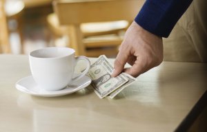 This drunk customer left a £700 tip… then came back the next day to take it back