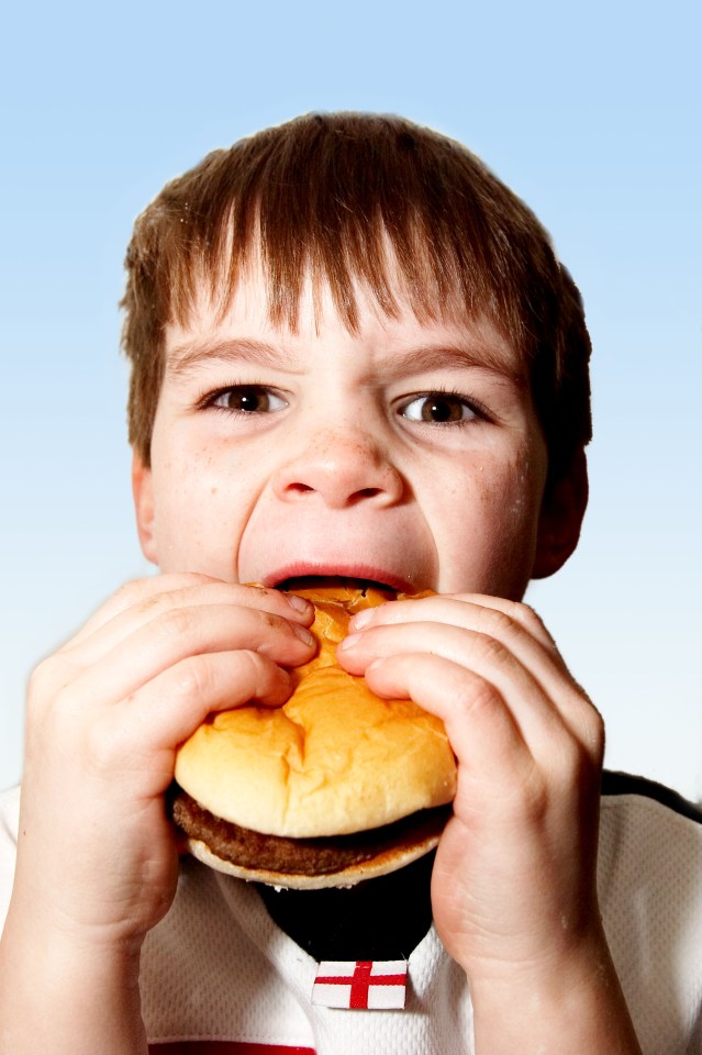 Teachers have now enforced a rule that kids up to Year Two must eat a free school meal 