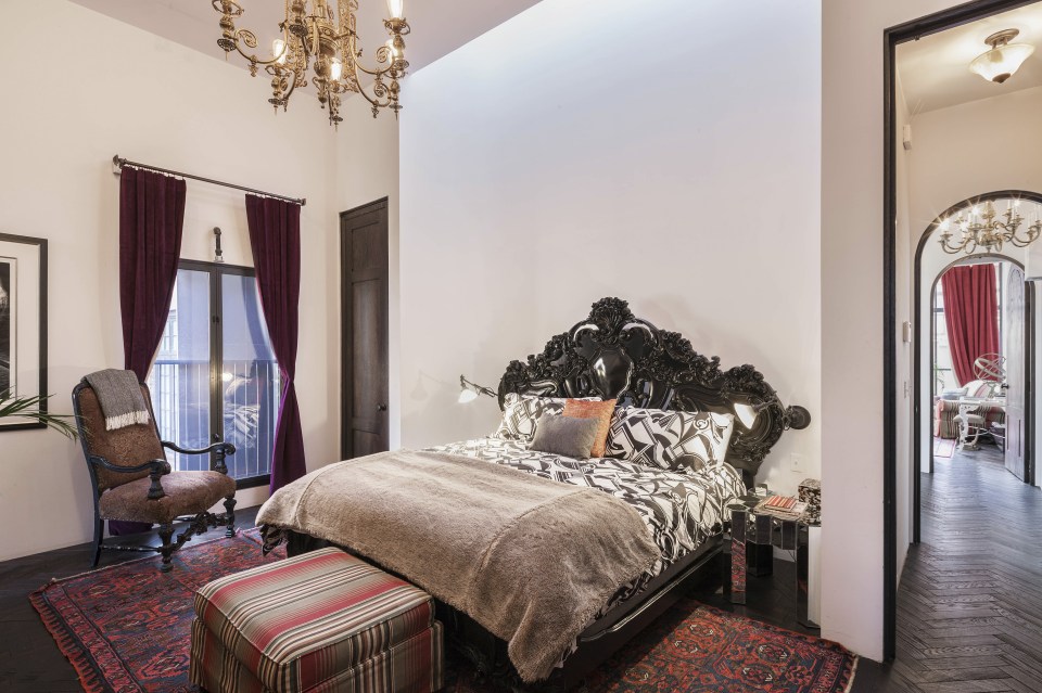 Taylor's new love nest features a stunning master bedroom for the new couple