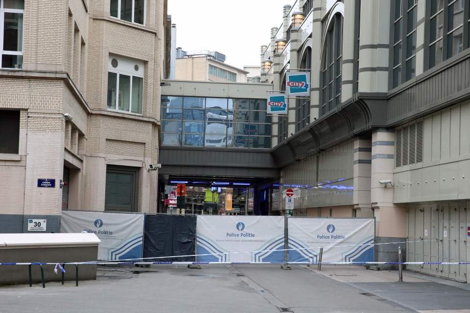 This photo shows the cordoned-off area a