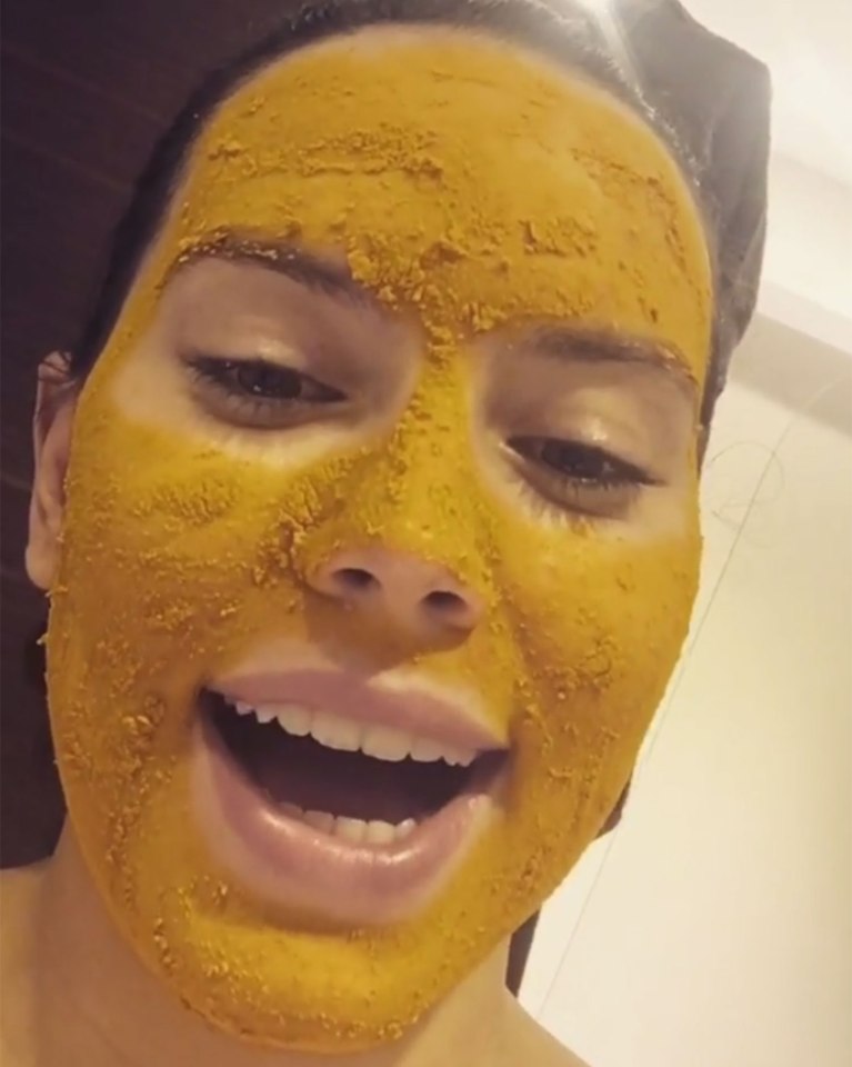 The 24-year-old, who has been open about having struggles with bad skin, took to Instagram to show off her mishap