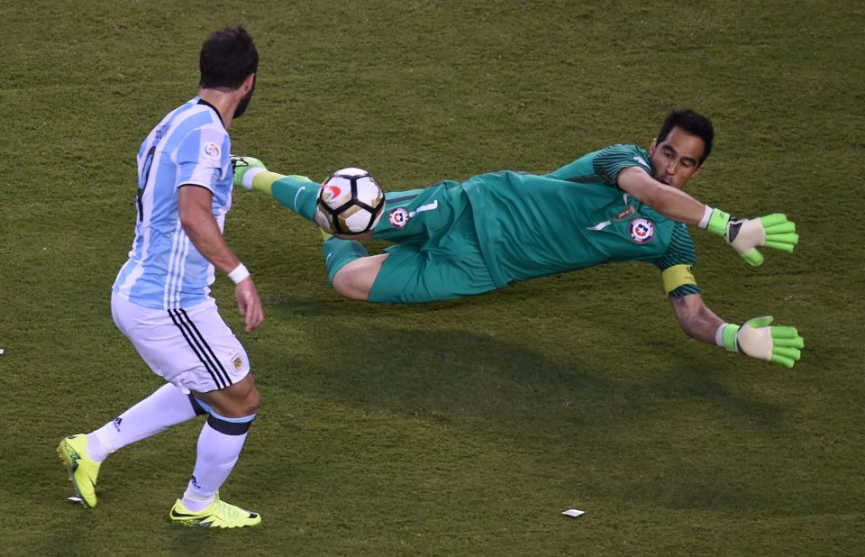 Chile No1 Claudio Bravo is reportedly City's prime goalkeeping target