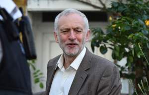As few as 1/5 Labour MPs prepared to back Jeremy Corbyn as he faces humiliating no confidence result