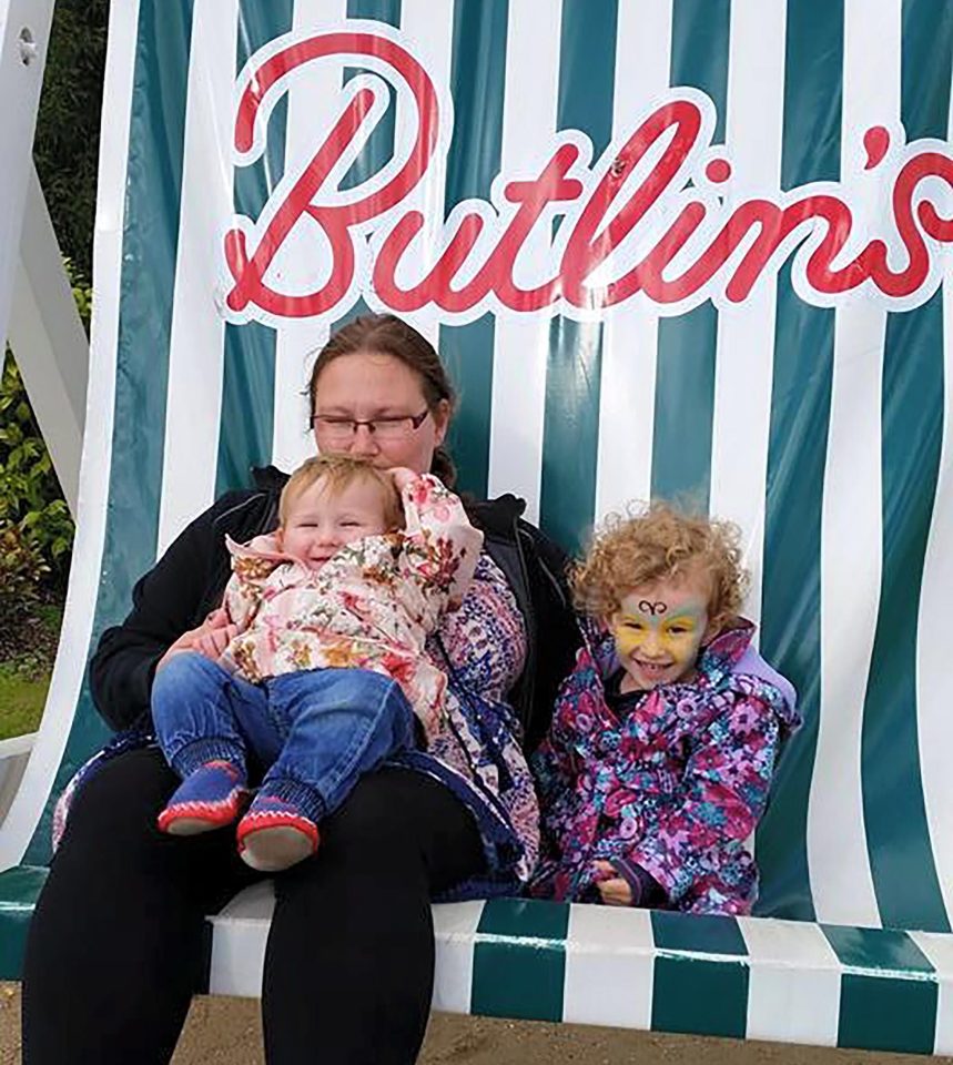 PIC BY MERCURY PRESS (PICTURED: MUM LISA, ARWEN, 1 AND NIUME, 3 AT BUTLINS LAST YEAR) A family-of-four who fell violently ill with suspected food poisoning while at Butlin's claim they were then THROWN OUT by the holiday resort - despite not being well enough to travel. Lisa and Darren Lyne and their two children Nimue, three, and Arwen, one, were three days into their week-long holiday at Butlin's Skegness when Lisa says everyone apart from Nimue fell ill. After a sleepless night due to being sick every hour, Lisa alerted resort staff about the situation - but the family were promptly told they had to leave for fear of infecting other guests. SEE MERCURY COPY