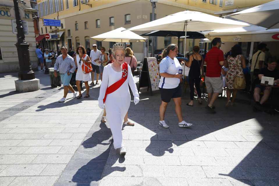 England fans gather in Nice - EURO 2016