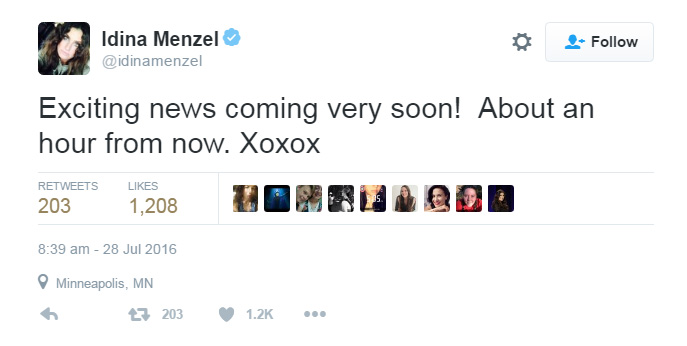 Idina-twitter-