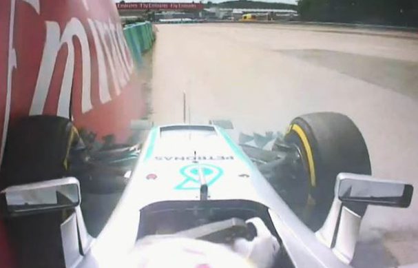 Lewis Hamilton Crash