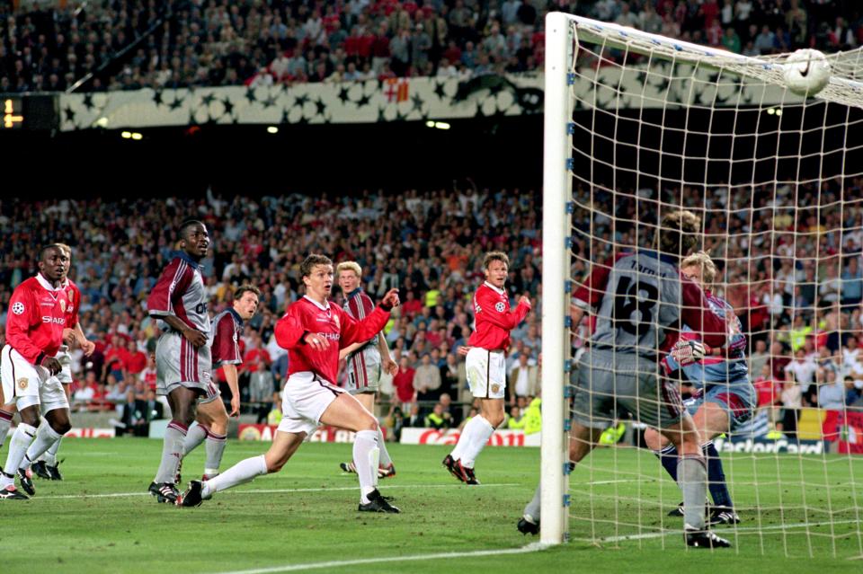 Manchester United 's Ole Gunnar Solskjaer scores the winning goal ... Soccer - UEFA Champions League - Final - Manchester United v Bayern Munich ... 26-05-1999 ... ... None ... Photo Credit should read: Michael Steele/EMPICS Sport/PA Photos. Unique Reference No. 315293 ... International Soccer