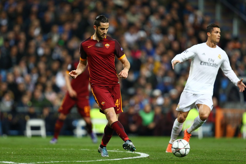 Roma are keen to keep hold of Manolas this summer 