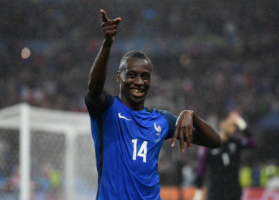 Blaise Matuidi has reportedly been given permission to travel to England for talks over a potential move to Manchester United