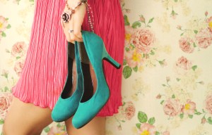 This woman has made £2,000 selling her old smelly shoes on eBay… and here’s how you could too