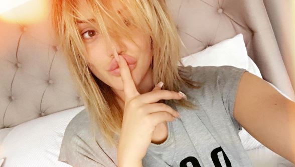 Charlotte recently showed off her short, light blonde hair 'do