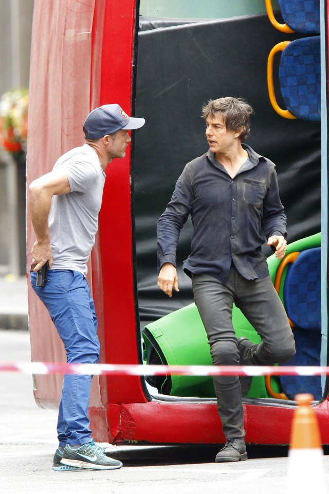  Tom Cruise Climbing Out Of A London Bus While Filming The Mummy