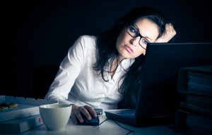 Working long hours is even WORSE for women’s health than for men’s… according to science