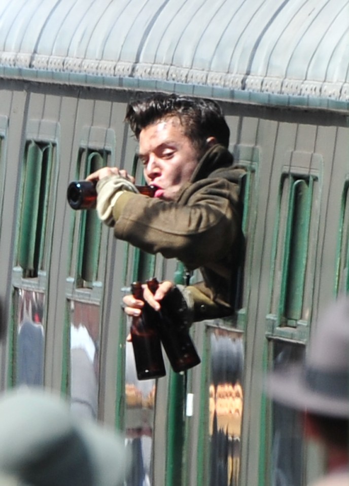 Harry Styles Filming Wartime Epic 'Dunkirk'