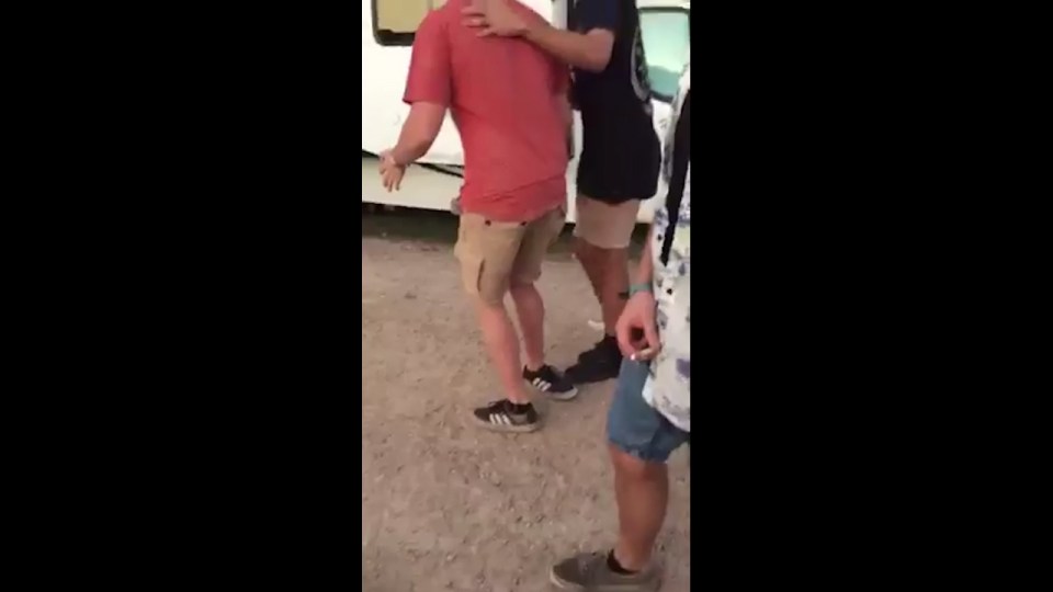 To make the whole thing look more believable one of the guy's friends offered to put his arm round him to assist him