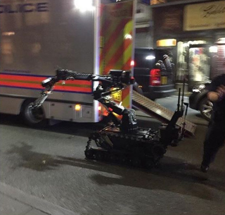 Camden Lock bomb scare