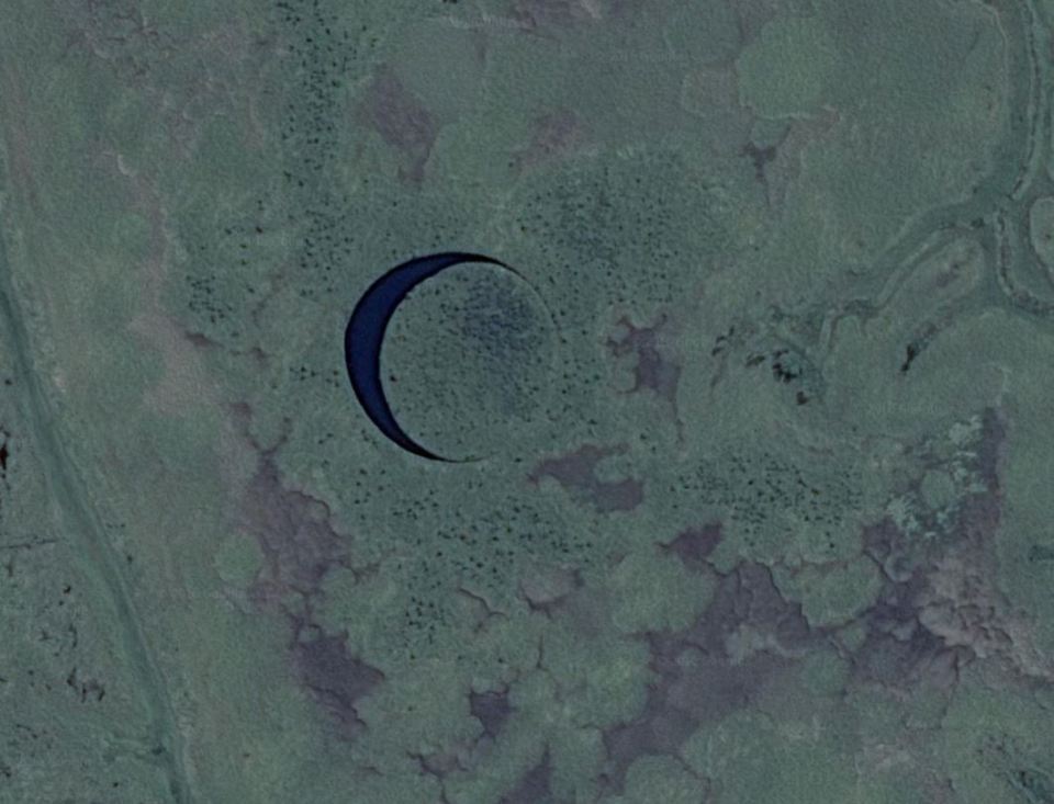 This screenshot from Google Maps shows the strange island and the lake surrounding it