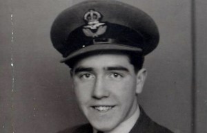 WW2 pilot who dug tunnel out of Nazi POW camp made famous by The Great Escape dies aged 96