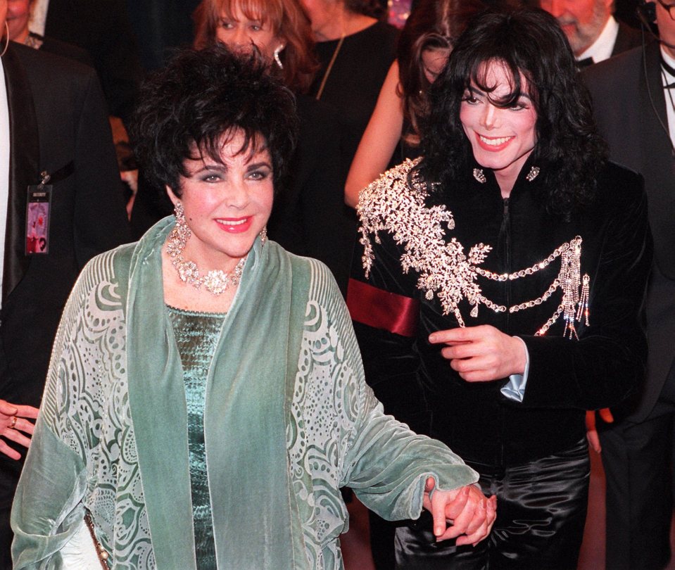 Elizabeth Taylor arriving with Michael Jackson
