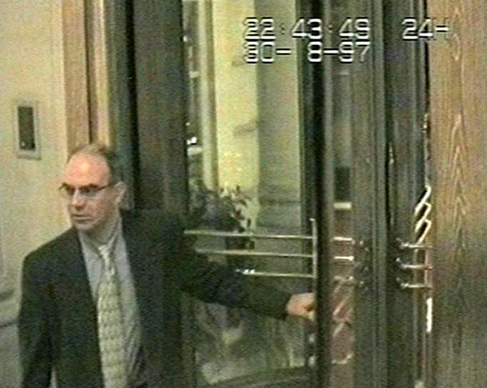 He says they acted differently to Scotland Yard officers because they were employed by Fayed