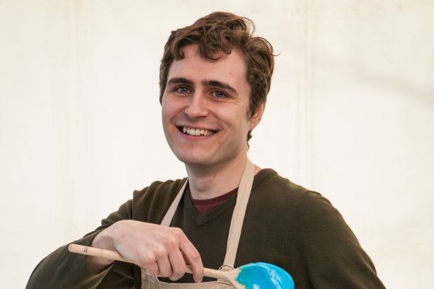 Tom bake off