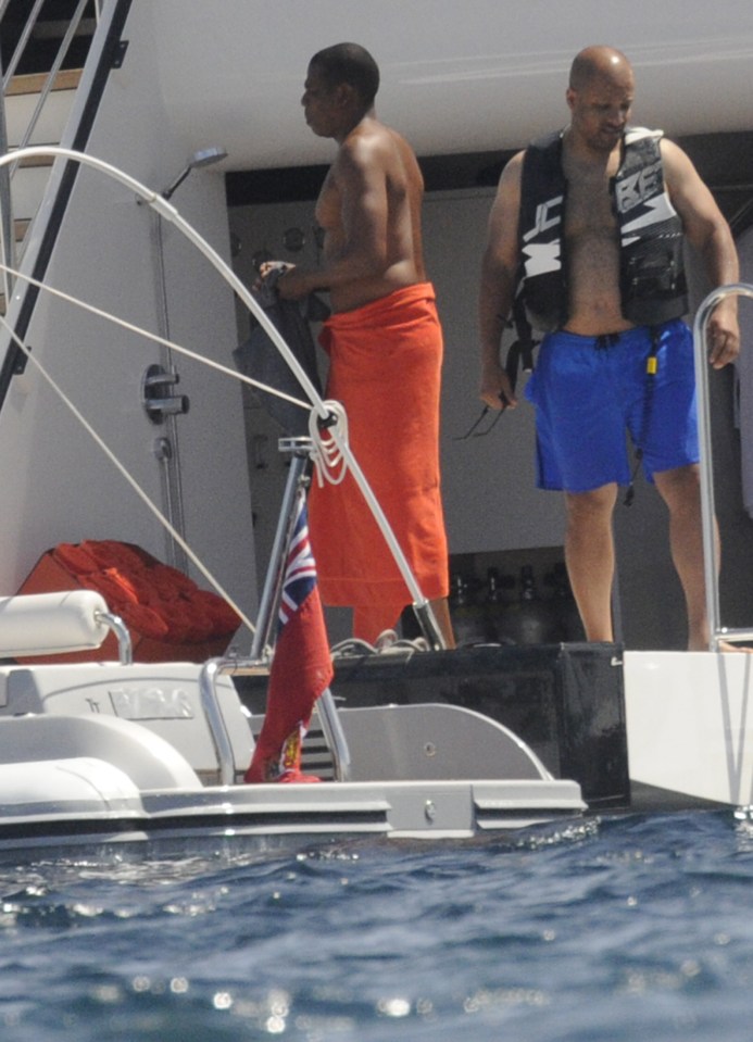Jay Z towels off after his jet ski adventure