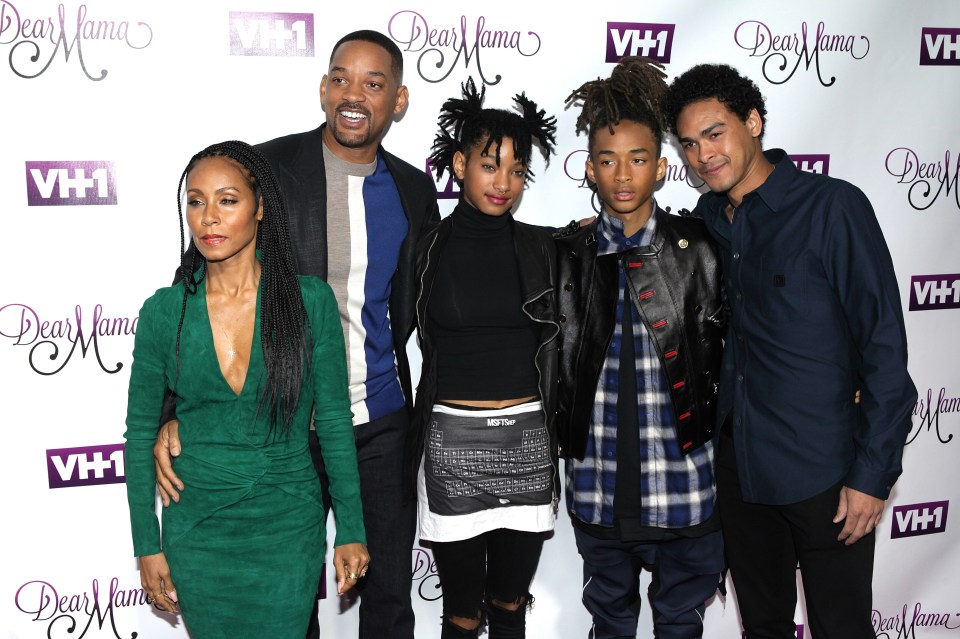 VH1's 'Dear Mama' - Arrivals