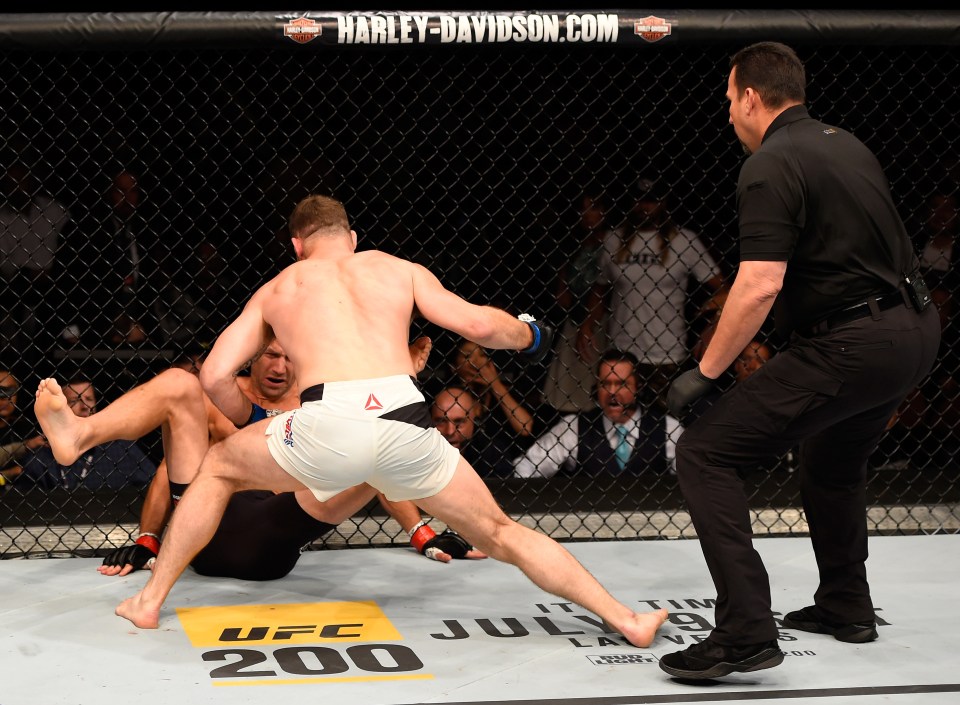 UFC 199: Rockhold v Bisping