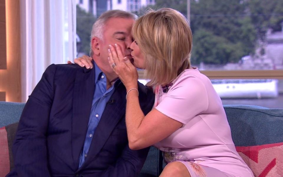 Eamonn pulls Ruth in for a kiss