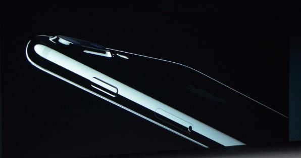 The iPhone will come in Darth Vader-style glossy black