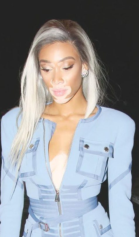 Model Winnie and Lewis left the Awards in separate cars 