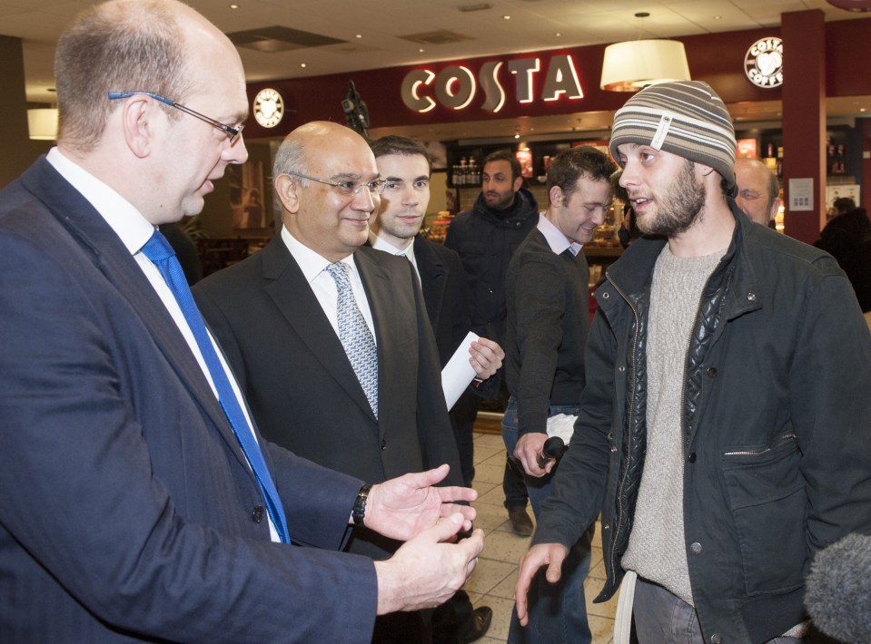 Keith Vaz at Luton Airport in 2014 greeting Romanians after the country joined the EU 