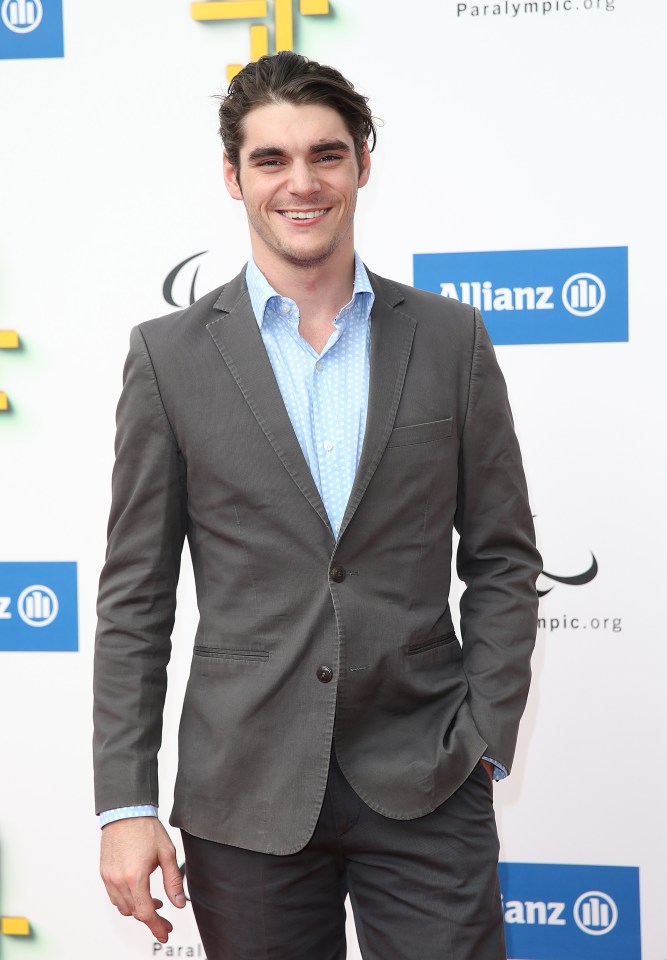 RJ Mitte, known for his role in Breaking Bad, said he fully expected to be slammed online by trolls