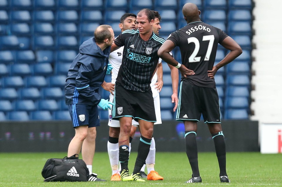 Triallist Marouane Chamakh hobbled off the pitch after just 25 minutes
