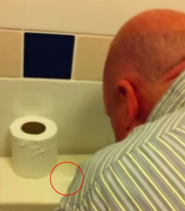 Dover mayor caught snorting 'suspicious substance' 