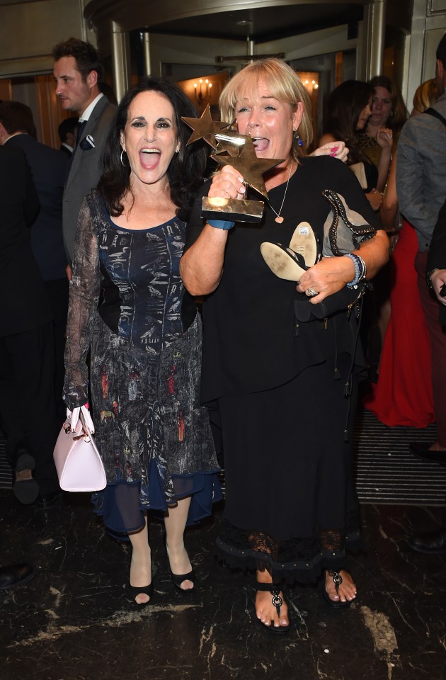 The TV co-stars looked like they were cackling with delight