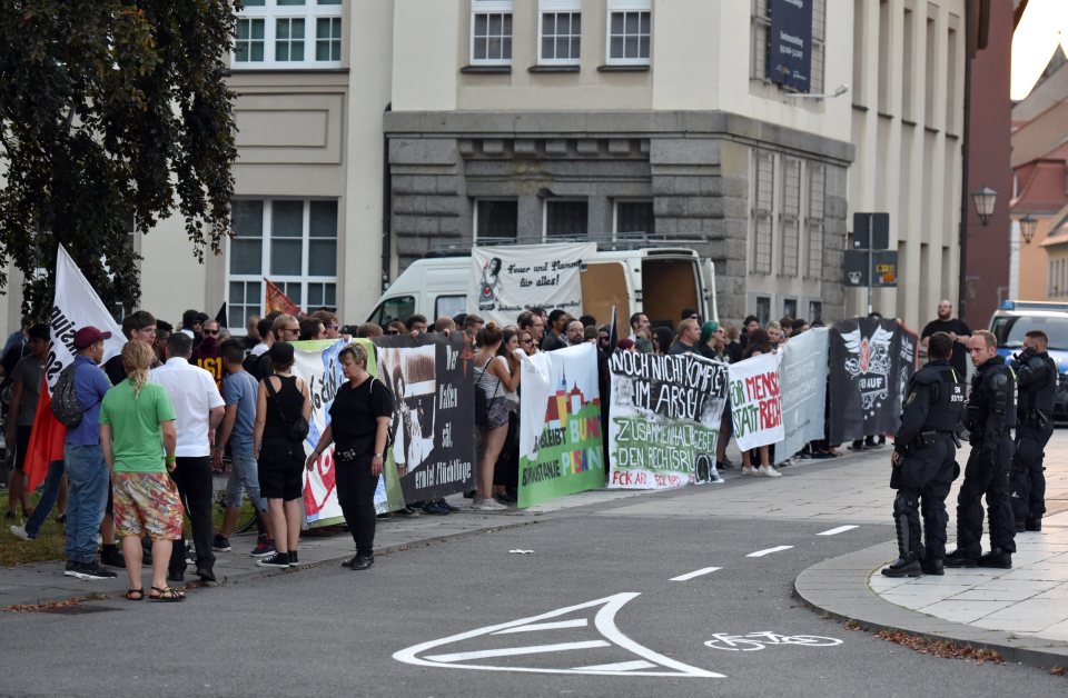 Around 80 right-wing neo-fascists recently clashed with 20 immigrants residents in Bautzen, near Dresden, and the fighting was broken up by police