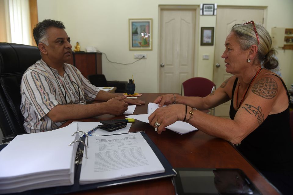 Fiona MacKeown meets with her lawyer Vikram Varma in Panaji before the verdict