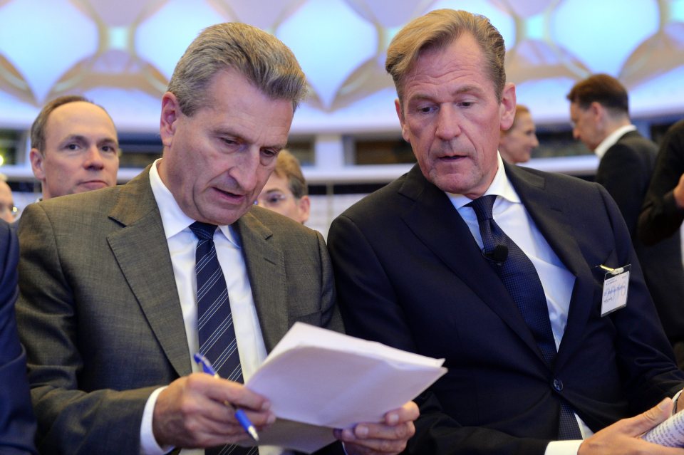 Mr Oettinger was speaking at the 2016 Congress of the Federal Association of German Newspaper Publishers 