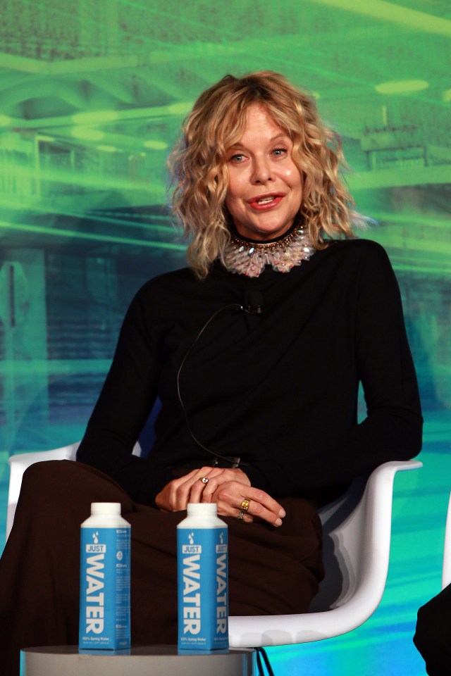 ...To this. Meg Ryan has completely ruined her face with surgery