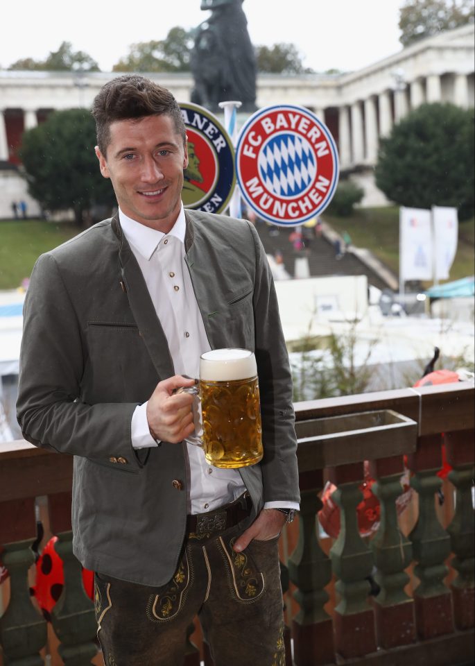 Super striker Robert Lewandowski enjoys the beer