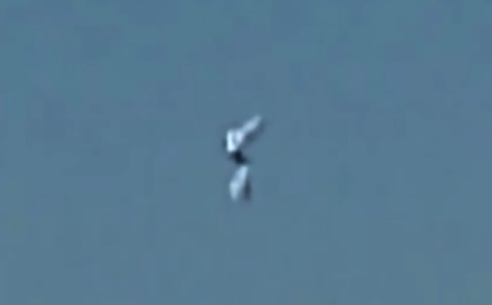 This mysterious UFO appeared in the skies over Bursa in north-western Turkey 